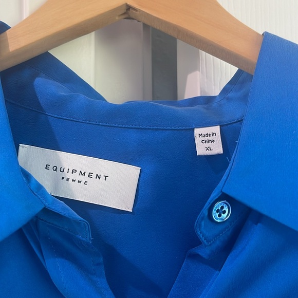 EQUIPMENT SILK SIGNATURE BLOUSE NWT - Picture 2 of 5